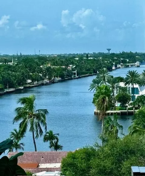 1000 Lowry #PH-C, Delray Beach, FL 33483