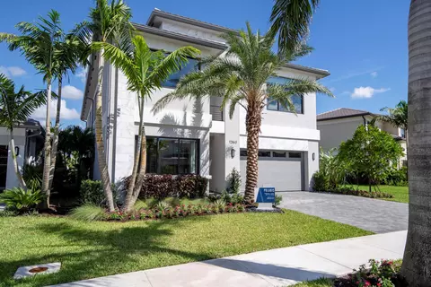 10005 Bird Watch Way, Palm Beach Gardens, FL 33412
