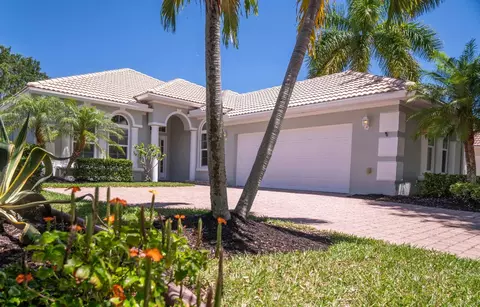 4537 NW Red Bay, Jensen Beach, FL 34957