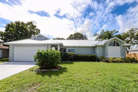 156 SW Glenwood Dr, Port Saint Lucie, FL 34984