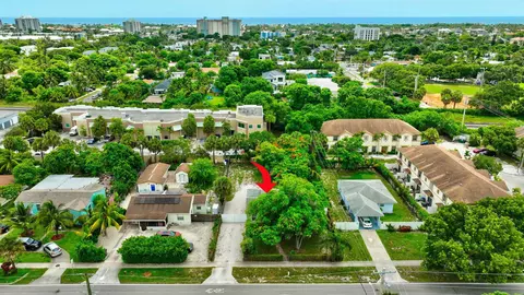 621 S Swinton Ave, Delray Beach, FL 33444