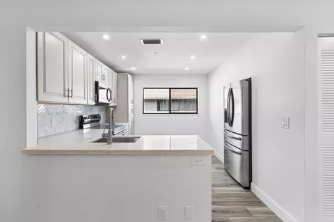 15364 Lakes Of Delray Blvd #69, Delray Beach, FL 33484