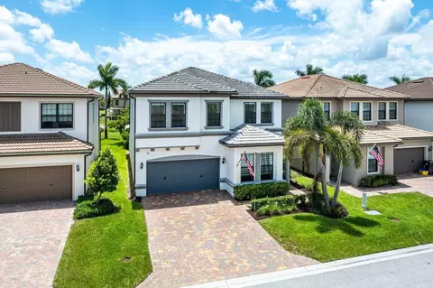 8215 Hanoverian Dr, Lake Worth, FL 33467