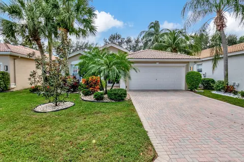 6666 Bali Hai Dr, Boynton Beach, FL 33437