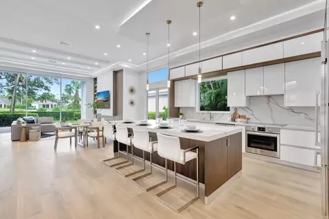 16191 Villa Vizcaya Pl, Delray Beach, FL 33446