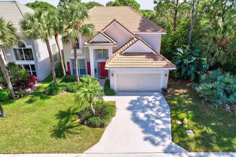17 Princewood Ln, Palm Beach Gardens, FL 33410
