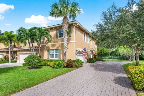 4599 Cadiz Cir, Palm Beach Gardens, FL 33418