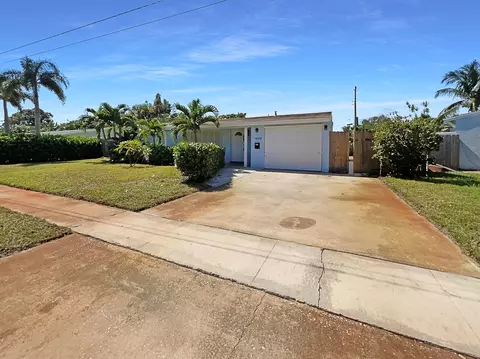 1409 SW 1st Ave, Deerfield Beach, FL 33441