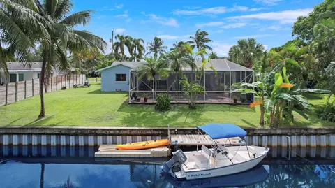 1004 Coral Ct, Boynton Beach, FL 33426