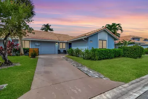 9851 61st Way S #F, Boynton Beach, FL 33437