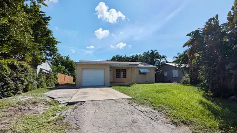 4876 Kirkwood Rd, Lake Worth, FL 33461
