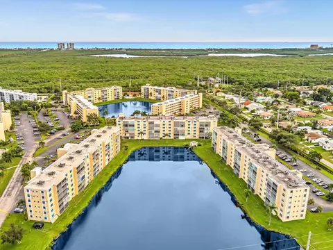 321 SE 3rd St #204, Dania Beach, FL 33004