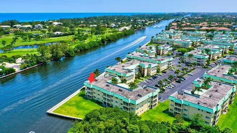1 Colonial Club Dr #303, Boynton Beach, FL 33435