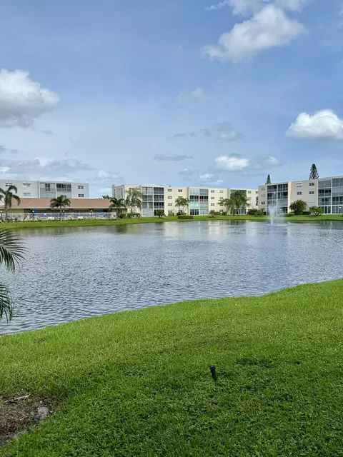 325 SE 11th #308, Dania Beach, FL 33004