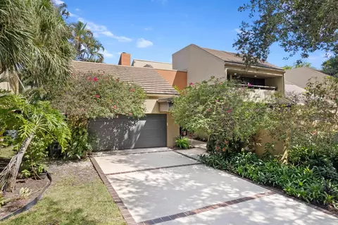 795 Saint Albans Dr, Boca Raton, FL 33486