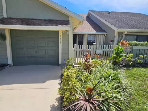 1517 SE Colchester Cir, Port Saint Lucie, FL 34952