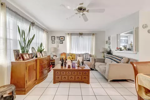 393 Northampton #S, West Palm Beach, FL 33417