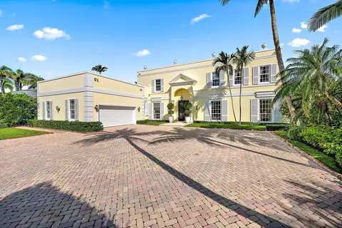 233 Tradewind Dr, Palm Beach, FL 33480