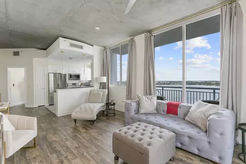 300 S Australian #1007, West Palm Beach, FL 33401