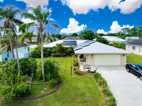 1672 SW Victor Ln, Port Saint Lucie, FL 34984