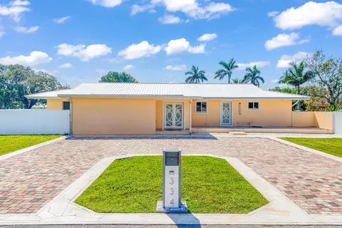 334 SE Avenue I, Belle Glade, FL 33430