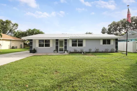 1134 NW 14th St, Stuart, FL 34994