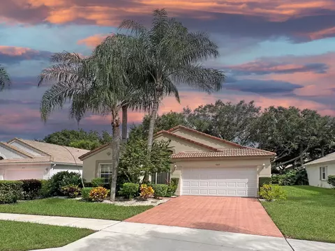 9810 Arbor View Dr S, Boynton Beach, FL 33437