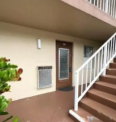 7205 NW 4th Pl #107, Margate, FL 33063