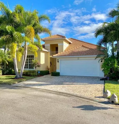 423 NW Stratford Ln, Port Saint Lucie, FL 34983