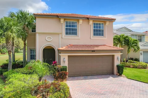 11814 SW Bennington Cir, Port Saint Lucie, FL 34987