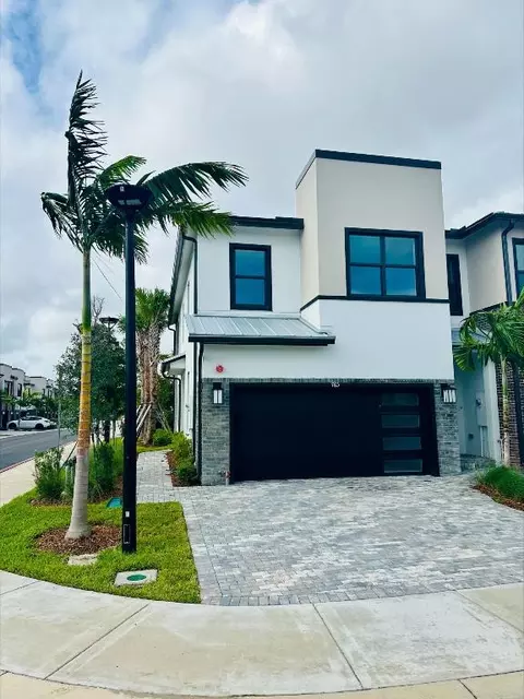 765 NW 82th, Plantation, FL 33324