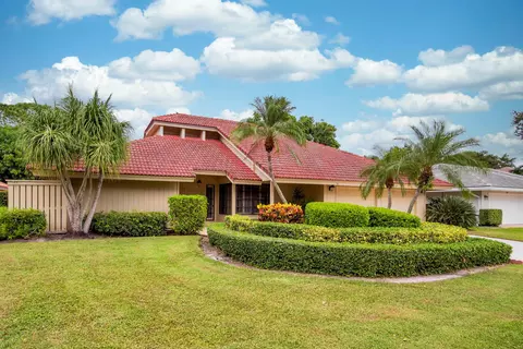 4018 Willow Run, Palm Beach Gardens, FL 33418