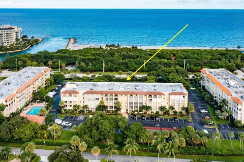 1111 S Ocean Blvd #121, Boca Raton, FL 33432