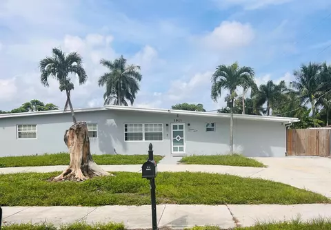 1911 High Ridge Rd, Lake Worth, FL 33461