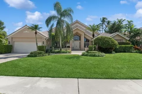 6759 Newport Lake Cir, Boca Raton, FL 33496
