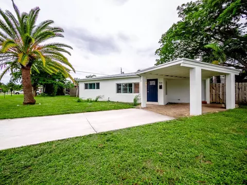 300 NE 23rd St, Boca Raton, FL 33431