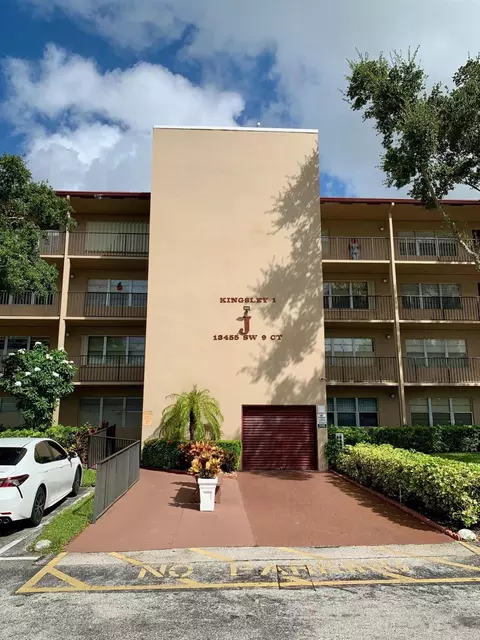 13455 SW 9th Ct #208J, Pembroke Pines, FL 33027