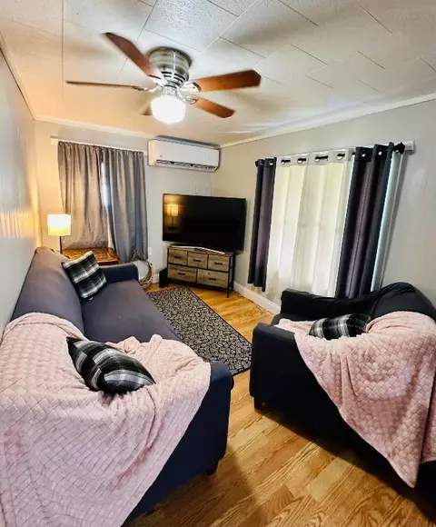 Living - 1104 SW 11th St, Okeechobee, FL 34974 photo 3 of 3