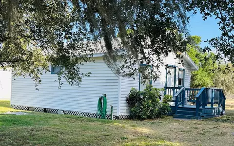 Exterior - 1104 SW 11th St, Okeechobee, FL 34974 photo 4 of 19