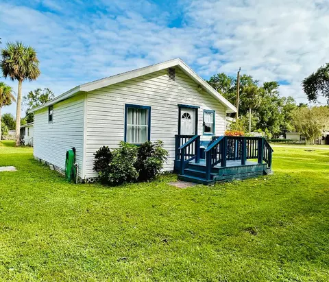 Exterior - 1104 SW 11th St, Okeechobee, FL 34974 photo 3 of 19