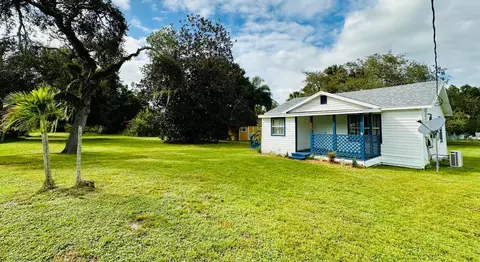 Exterior - 1104 SW 11th St, Okeechobee, FL 34974 photo 10 of 19