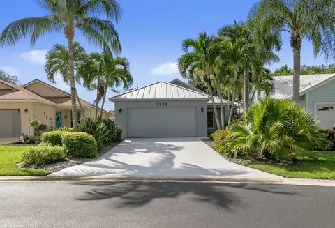 7958 SE Sugar Pines Way, Hobe Sound, FL 33455