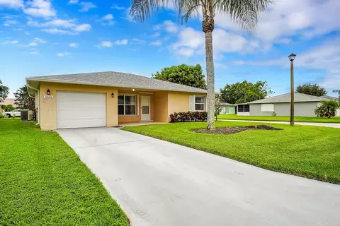 5663 Travelers Way, Fort Pierce, FL 34982