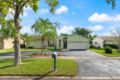 2667 Coral Hills Dr, Coral Springs, FL 33065