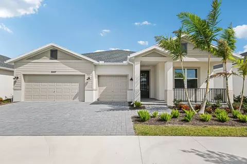 6497 NW Cloverdale Ave, Port Saint Lucie, FL 34987