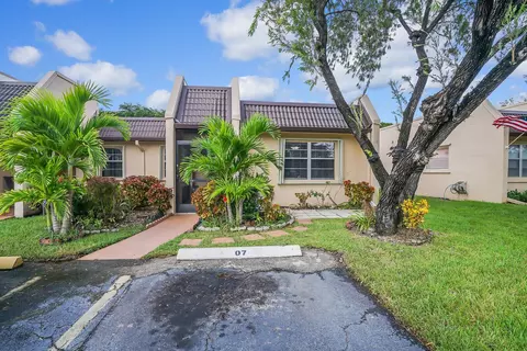 109 Lake Terry Dr #109, West Palm Beach, FL 33411