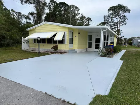 2566 SW Pontiac Pl, Stuart, FL 34997