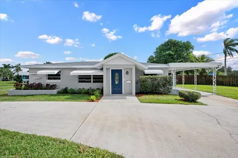638 W Kalmia Dr, Lake Park, FL 33403