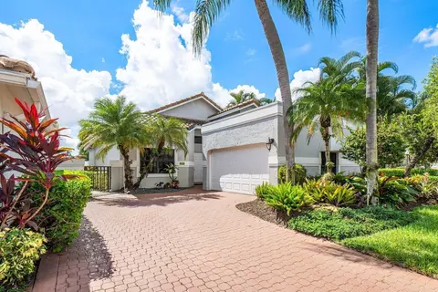 17468 Via Capri Dr, Boca Raton, FL 33496
