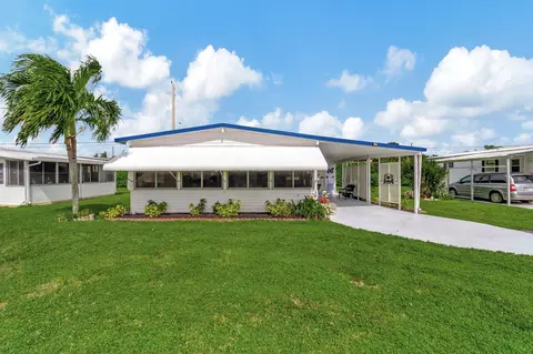 55007 Barbados Bay, Boynton Beach, FL 33436